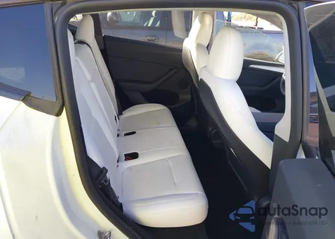 2024 Tesla Model Y Long Range Dual Motor All-Wheel Drive из США, поврежденный, VIN 7SAYGDEE5RF067818